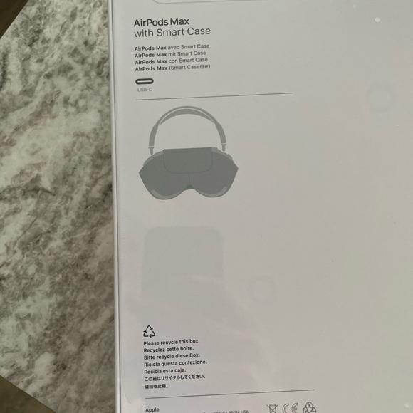 Apple Blue Headphones - Picture 4 of 4